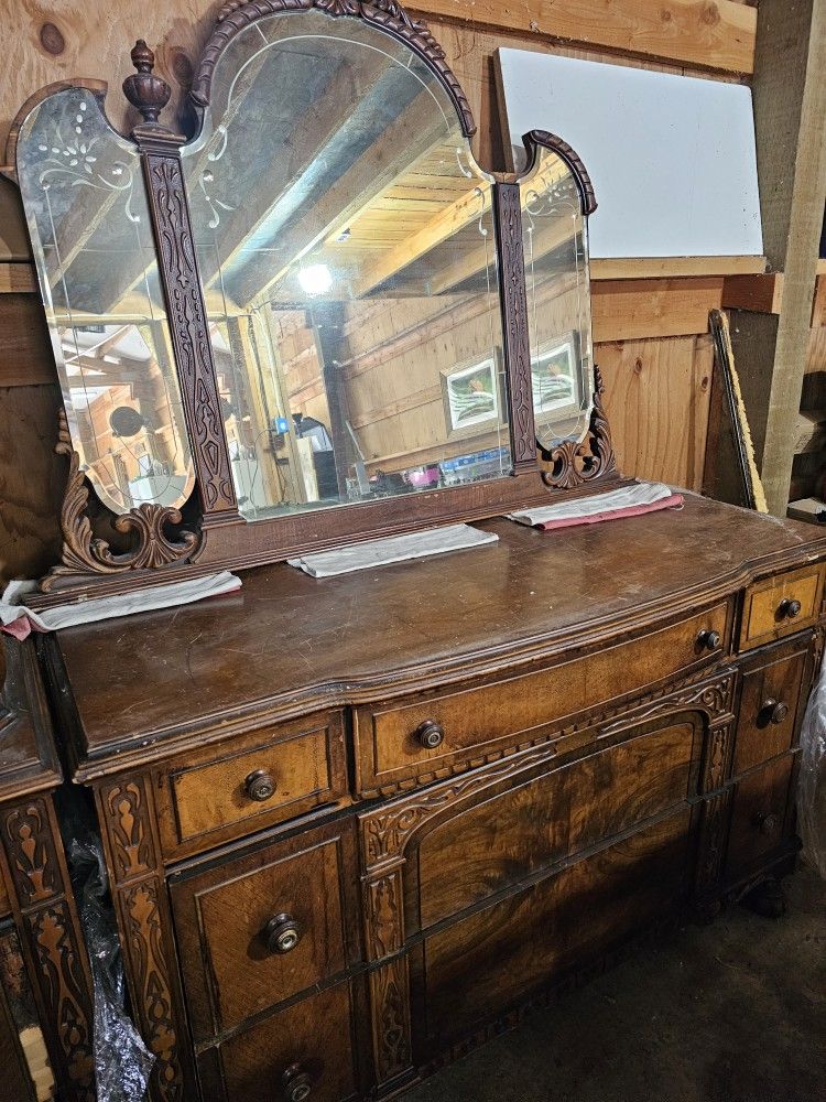 Antique Bedroom Set for Sale in Roy, WA OfferUp