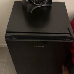 Mini Fridge 