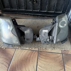 2003-2007 Cts Cadillac Headlights 
