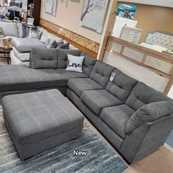🍀Maier Sectional/ By Ashley Furniture/ Sleeper Sectional Option Available 