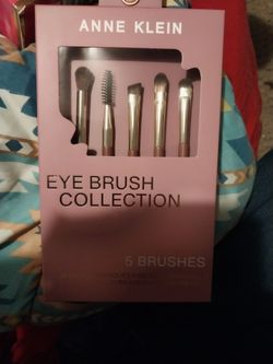 Makeup  brushes