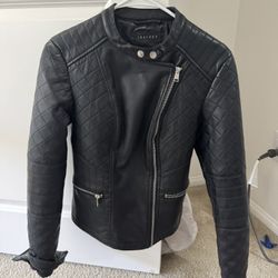 Faux Leather Jacket Form Fitting Size M