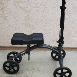 DRIVE MEDICAL Adjustable Folding KNEE WALKER SCOOTER MODEL 790