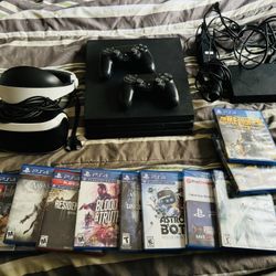 PS4 Pro w/VR Headset