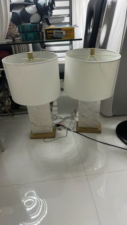 Lampara Con Base De Marmol A 40 Cada Una Area De Kendall