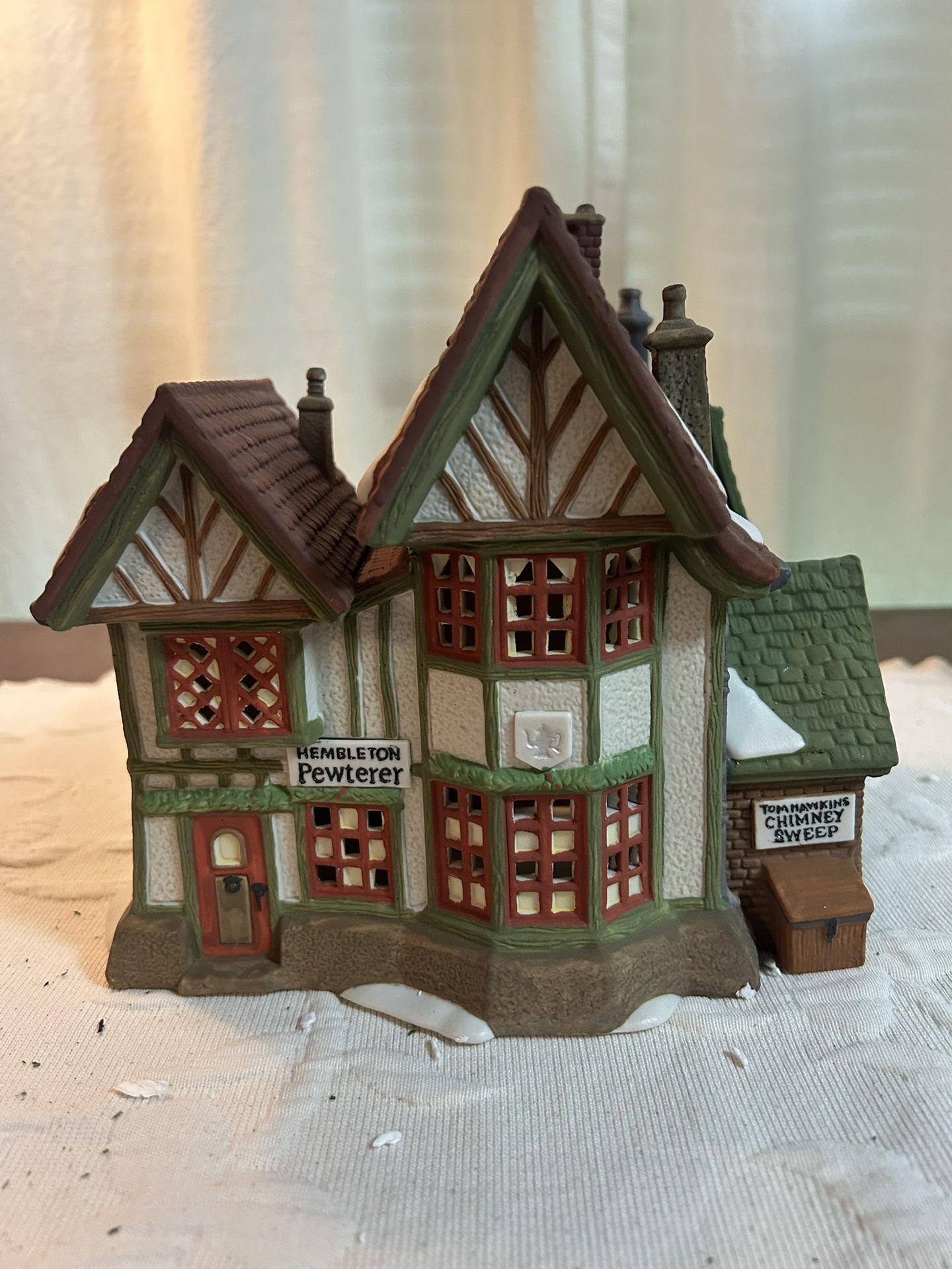 Department 56 Hembleton Pewterer