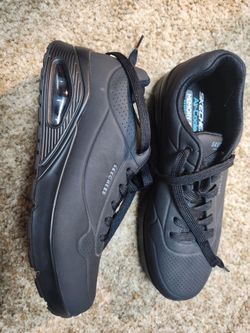Skechers Uno Air-Cooled Memory Foam Sneakers