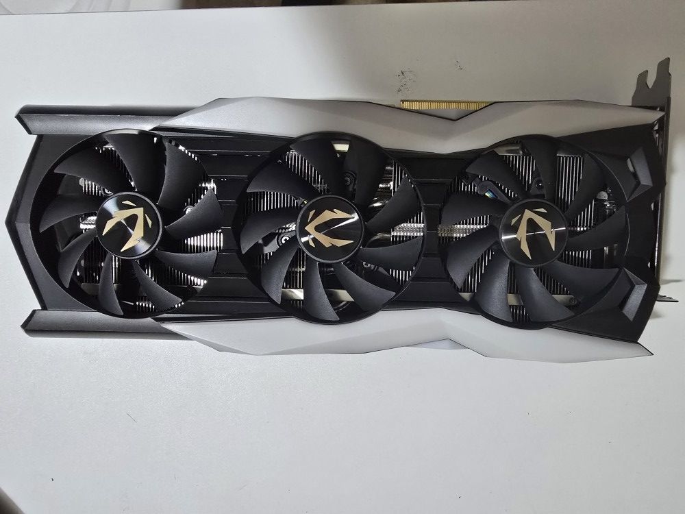 Nvidia GeForce RTX 2080 Ti Graphics Card AMP Extreme
