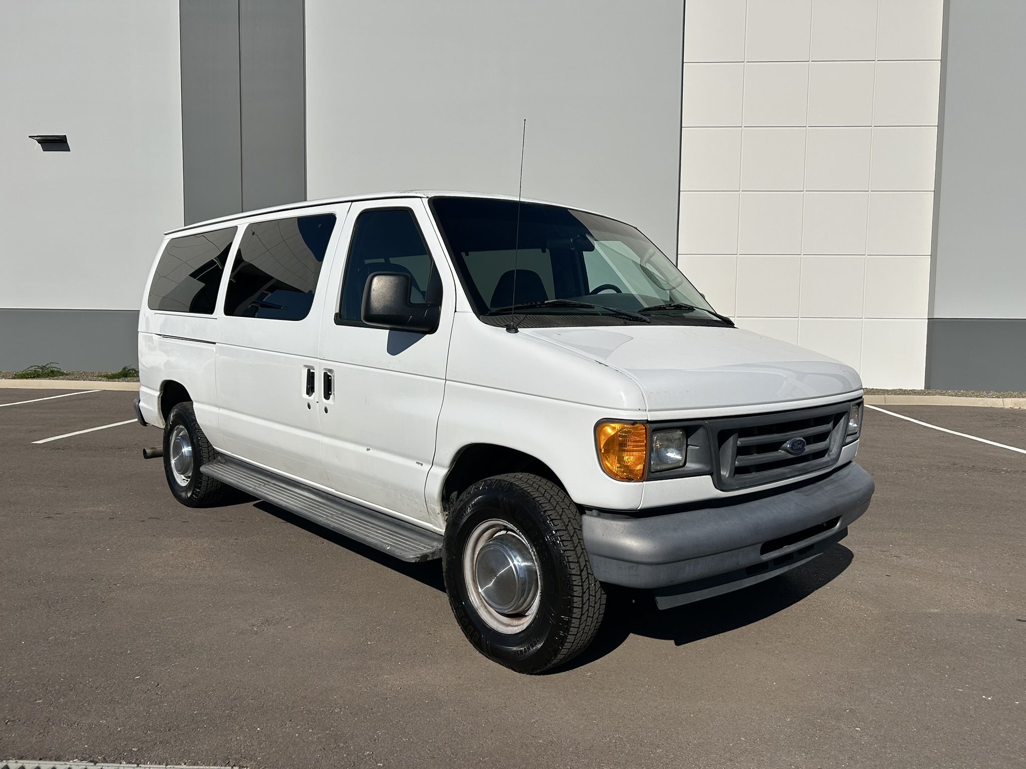 2006 Ford E350