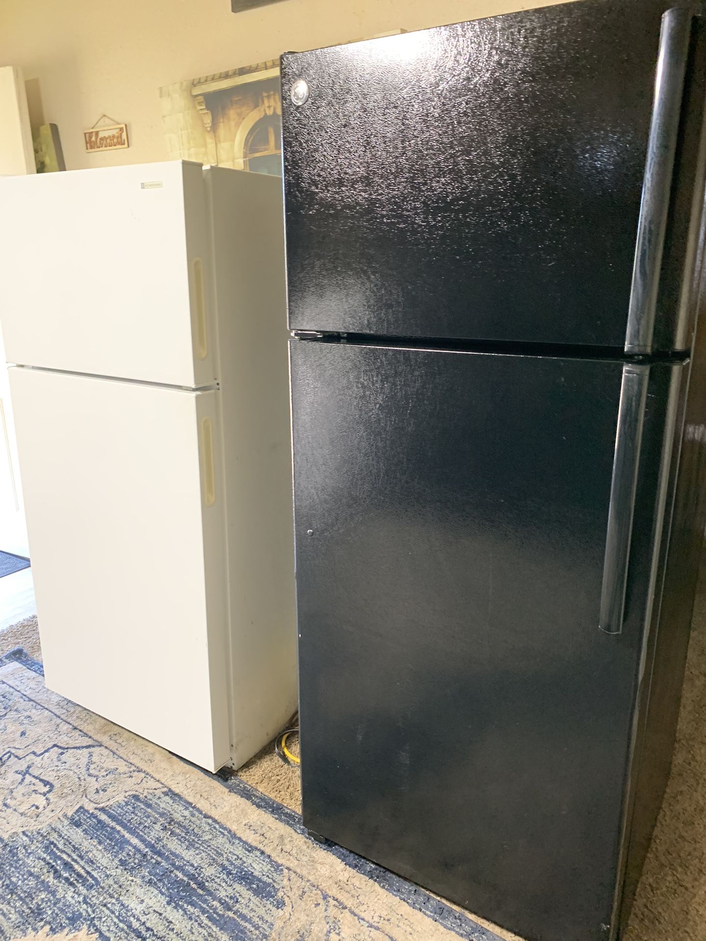 😊💥Refrigerator ⭐️Black💥 🤩 Free Delivery 🚚 Today