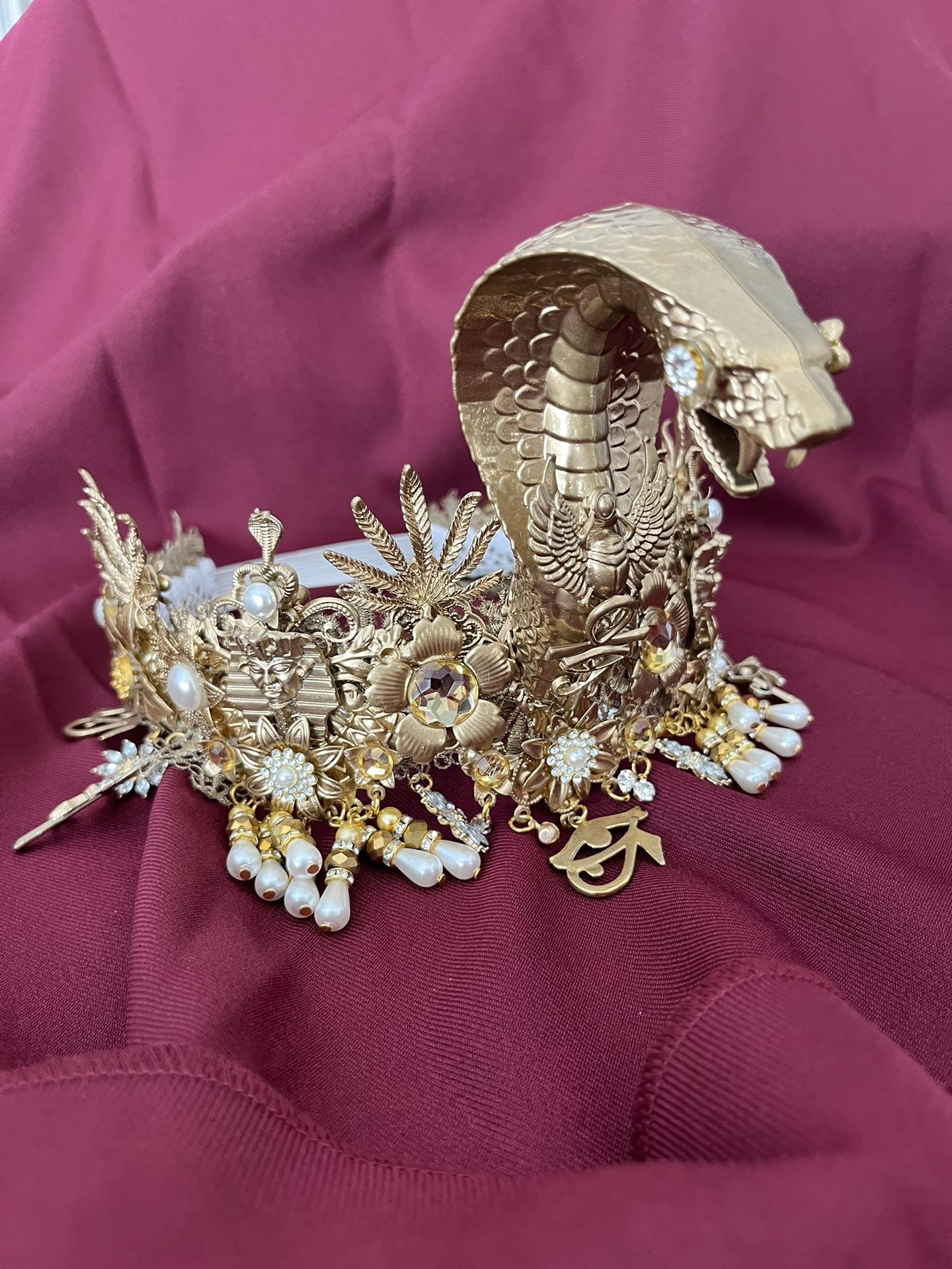 Cleopatra Wig , Crown, & Necklace