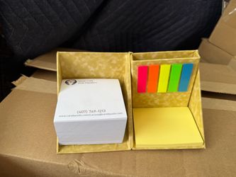Sticky Note Desk Set with Memo Cube