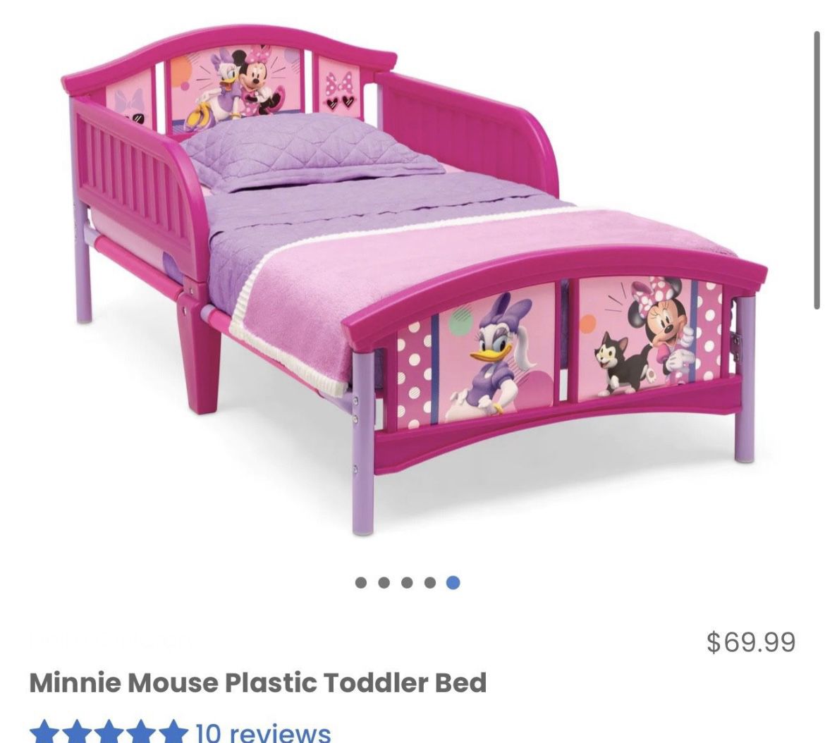 Minnie Mouse Plastic Toddler Bed Frame/ Bed/ Sleep/ Kids/ Toddler/ Bedroom/ Furniture/ Bed Frame/ Toys/ New