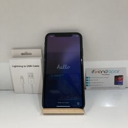 iPhone XR unlocked 64gb