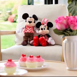 Disney Mickey And  Minnie Plush Set