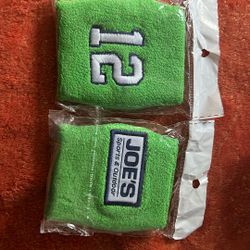 12 Wristbands