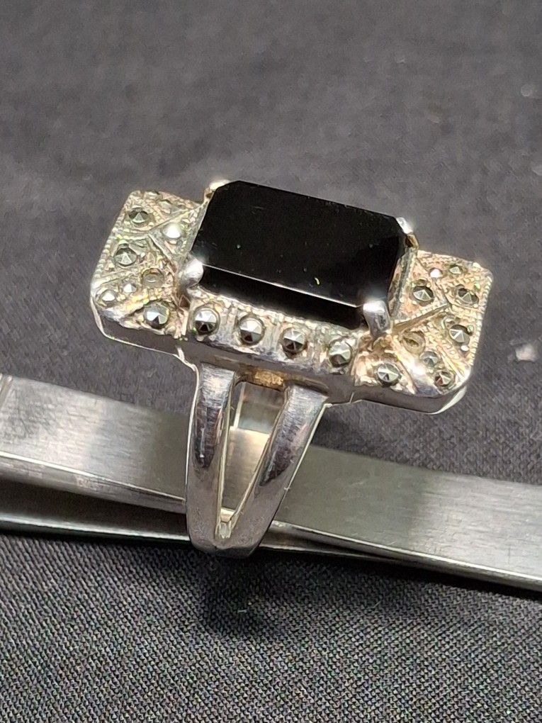 Sterling Silver Blk Onyx & Marcasite Ring Sz 8 Gram Wt.6.3