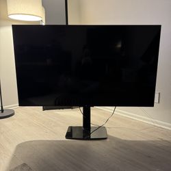  55” TCL Smart Roku TV + Stand – Great Condition!