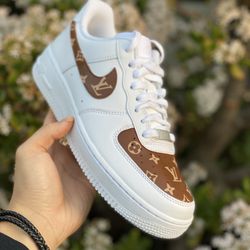 Custom Shoes (LV)