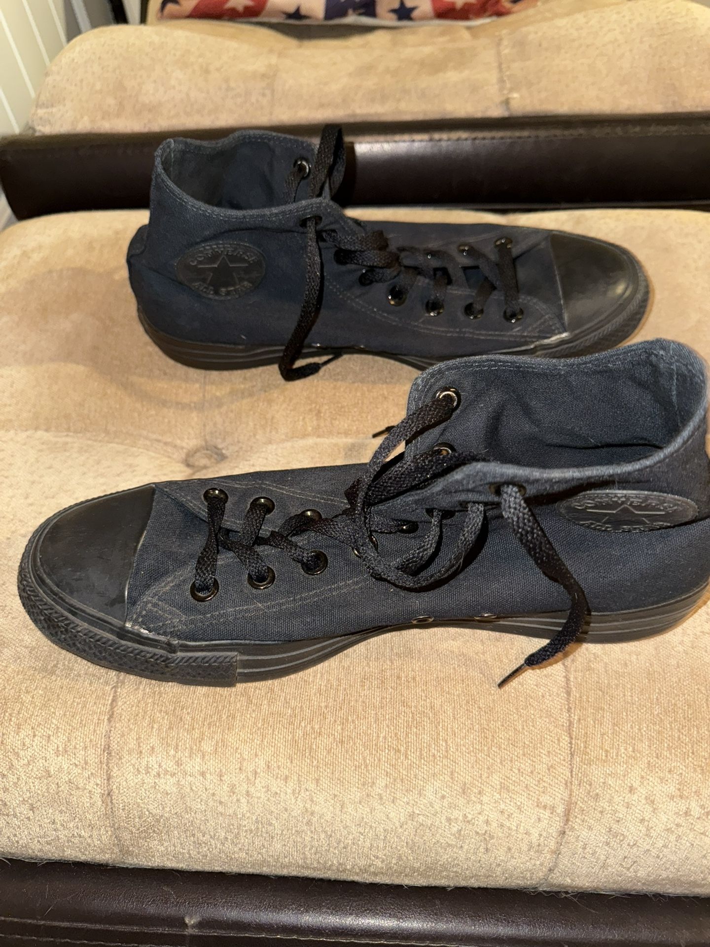 High Top Converse All Black. 