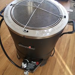 Charbroil 16,000 BTU Oil Less Infrared Turkey Fryer.