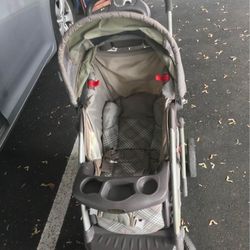 stroller 