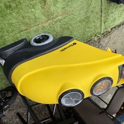 Tornado Marathon 1200 Carpet Extractor – Like New / Profesional 