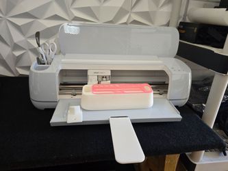 Cricut maker 3 & t-shirt press machine