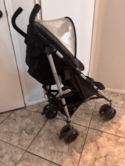 Umbrella stroller summer