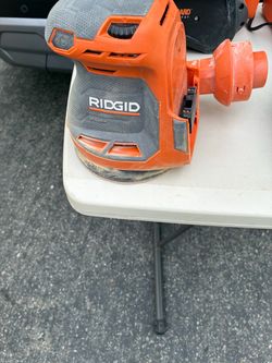 18 v cordless 5 in. Random Orbit Sander