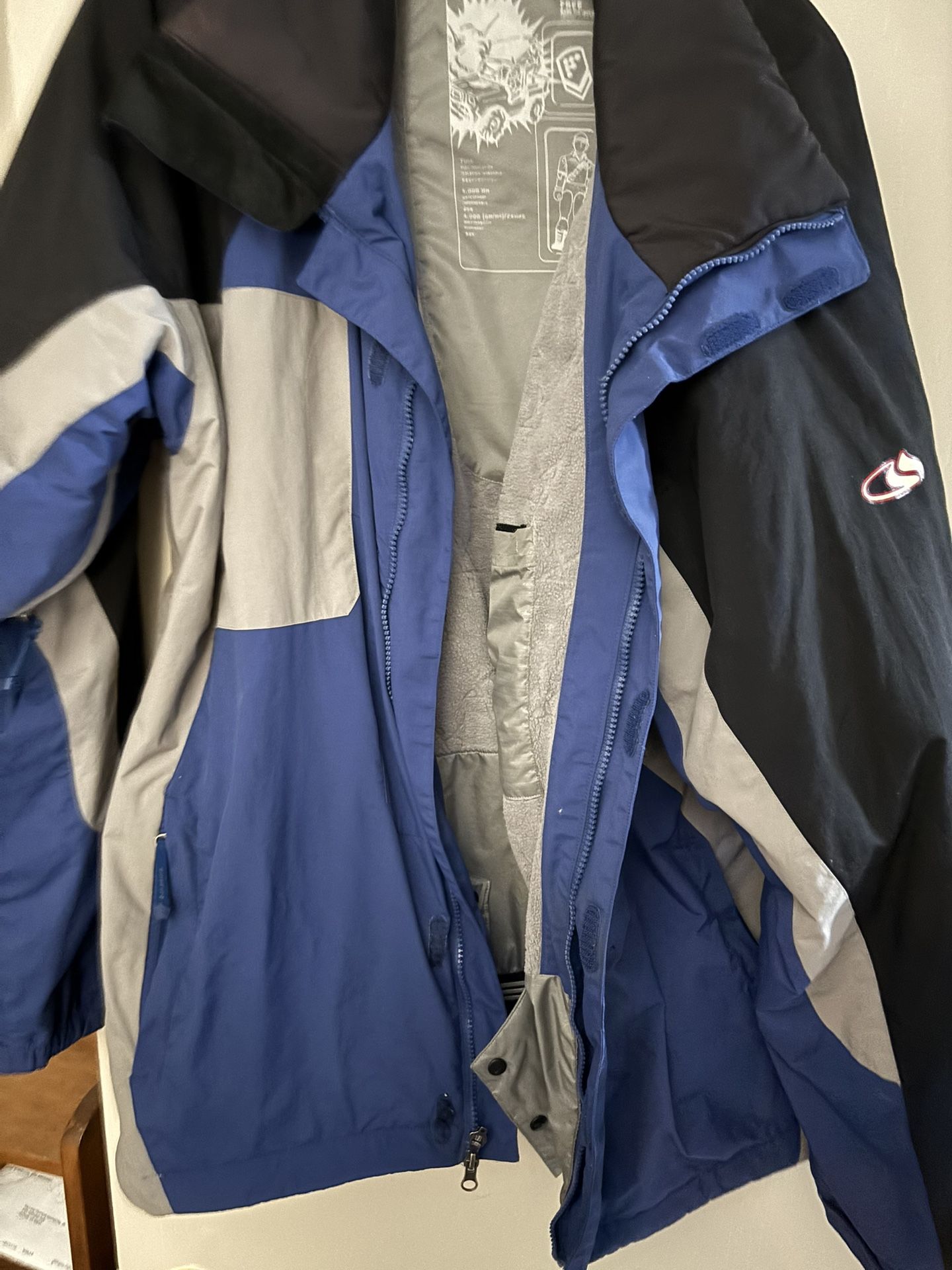 Burton Ski Jacket with Detachable hood, Warm!