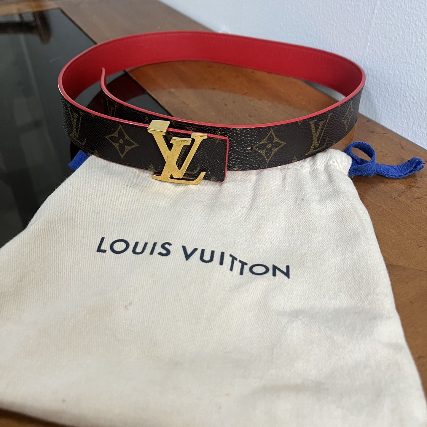 Louis Vuitton belt , Slight red distressed threads
