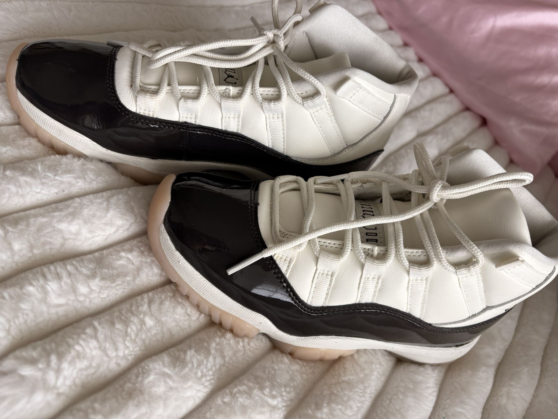 Retro 11s