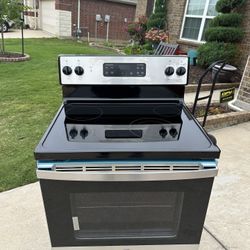 GE  Electric Stove