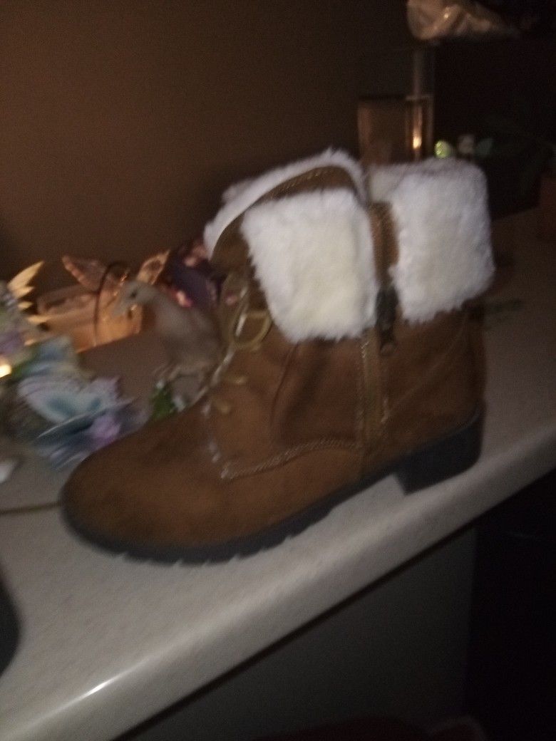 Comfort view Suede Leather Boots With Fur
