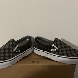 Checker Vans 