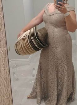 David’s bridal dress size 12 color Gold
