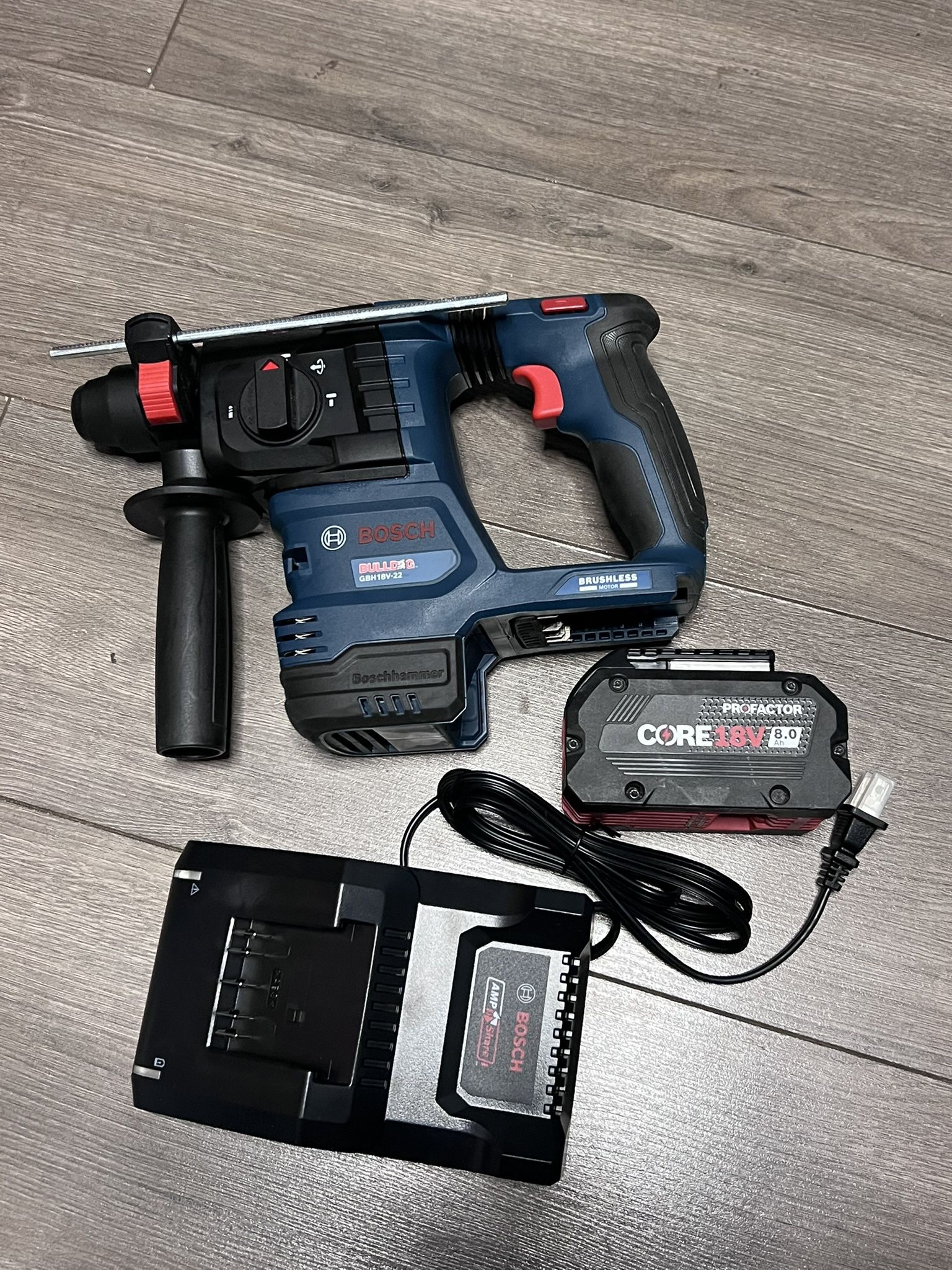 Bosch 18V 3/4” SDS-plus Variable Speed Rotary Hammer Drill GBH18V-22N with 8.0 battery and charger