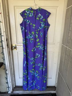  Vintage Early 1980s Hilo Hattie’s Hawaiian Maxi Dress – Made in USA