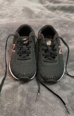 Girl New Balance Size 12 Tennis Shoes!!