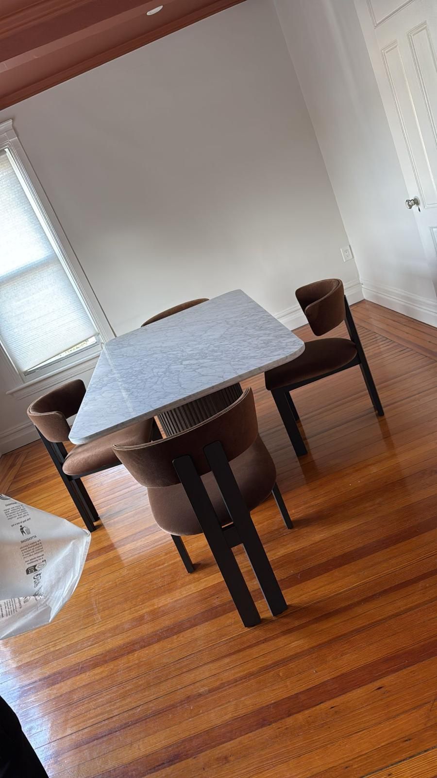 Dinning Table And Chairs