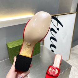 G's latest popular slippers