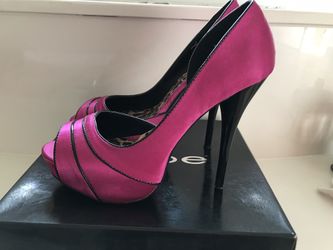 Bebe fuchsia leopard heels/women’s shoes