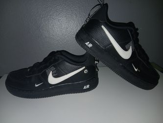 Nike Air Force 1 07 LV8 Utility Black White – Size 7 US Men (FOR TRADE ONLY / SNEAKERS & MORE)