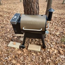 Brand New Traeger Smoker