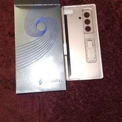 Galaxy Z Fold 7 Light Pink Case With A Built In Screen Proctector 