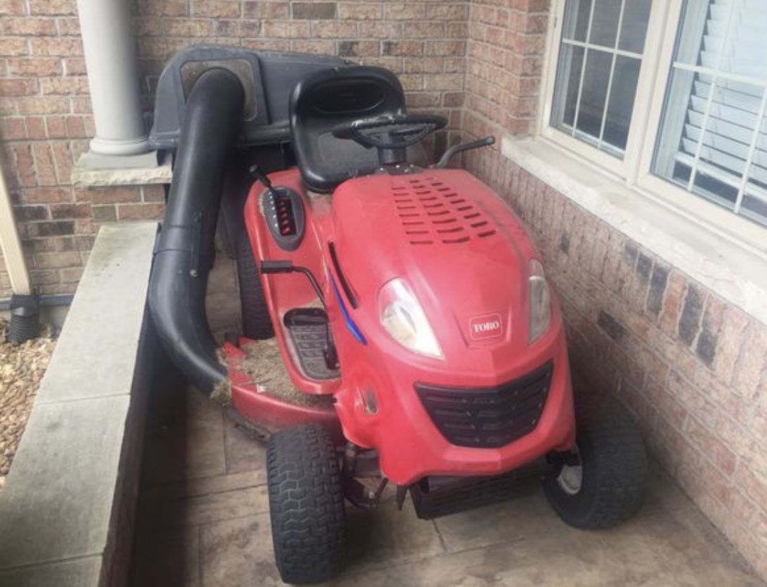 Toro LX426 42” deck for Sale in Frankfort, IL OfferUp