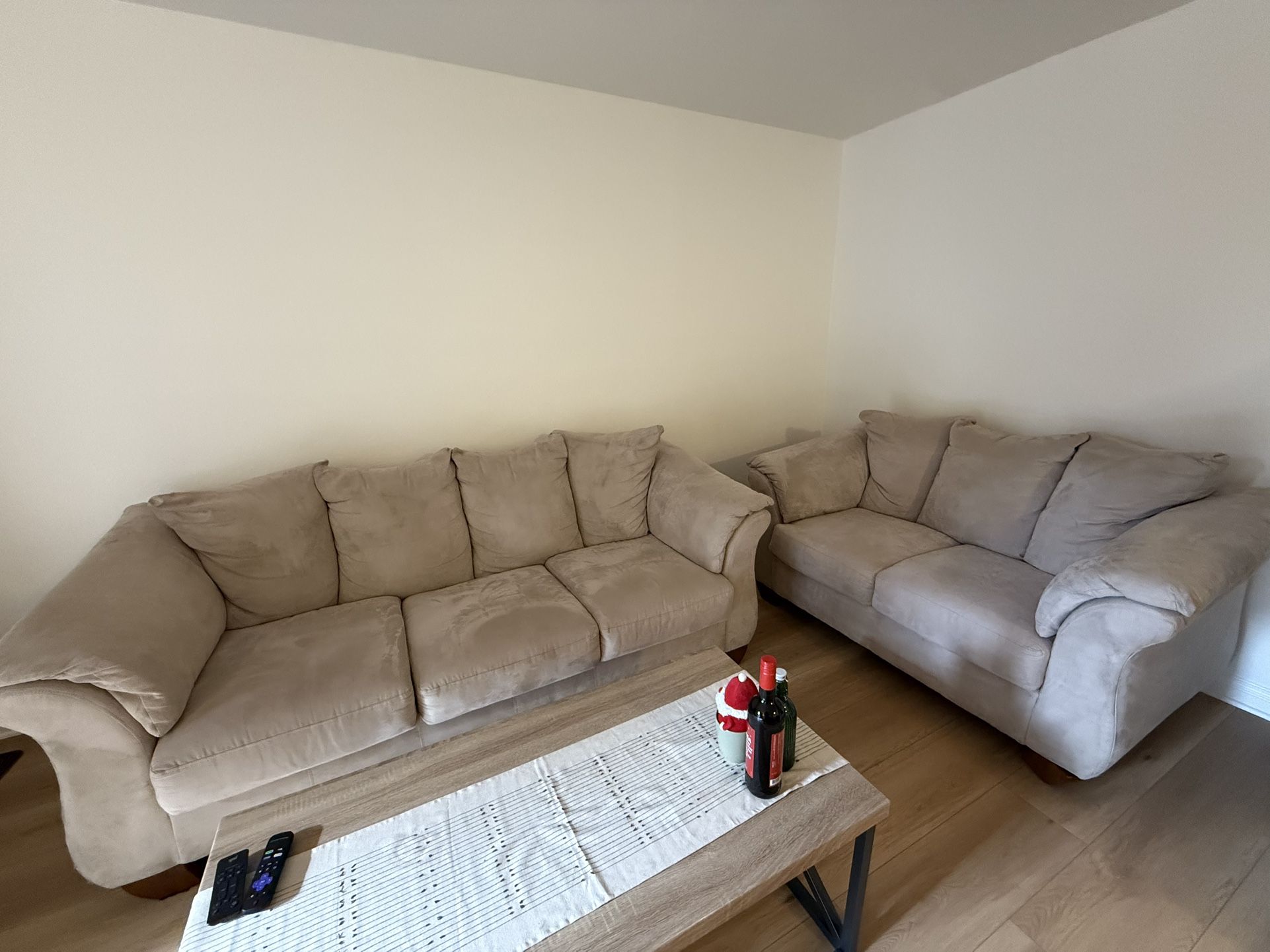 Beige Couches, 2 And 3 Seat Couches