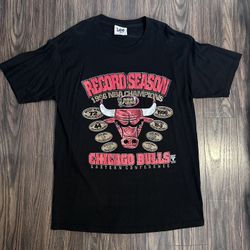 Chicago Bulls Shirt Size Large