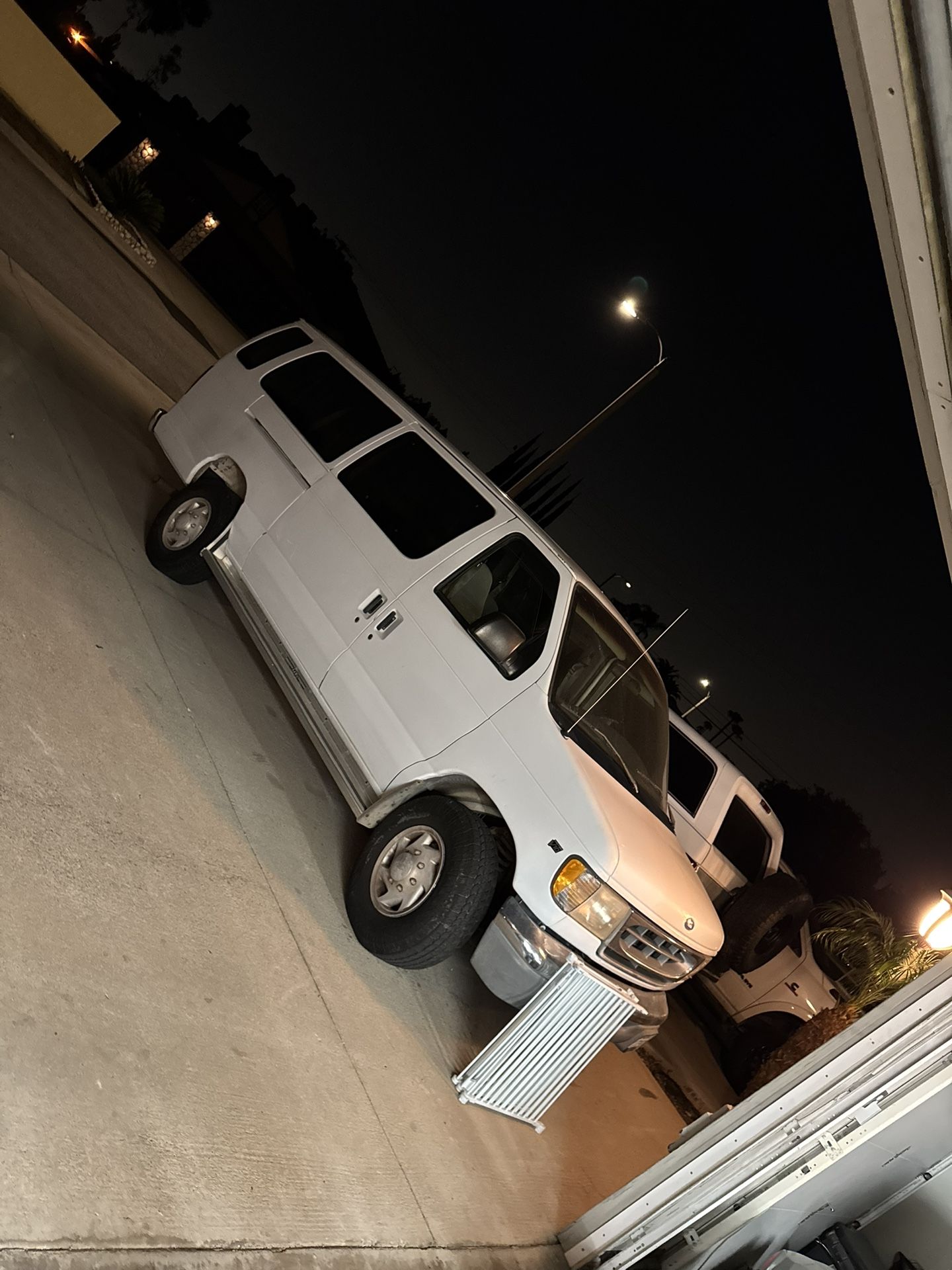 97 Ford E350 V10
